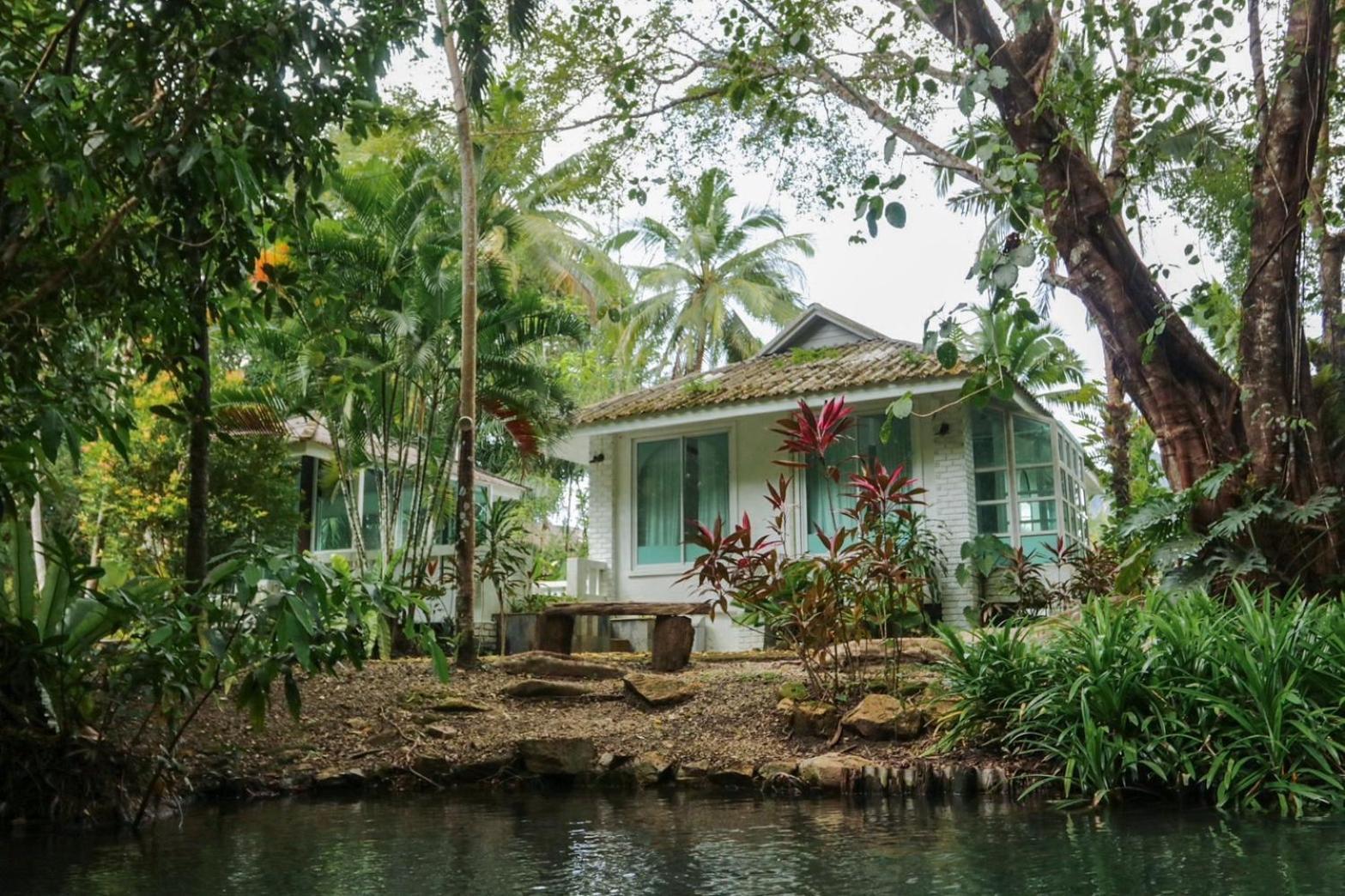 Blu Monkey Pooltara Krabi Hotel & Villas Pet Friendly Luaran gambar